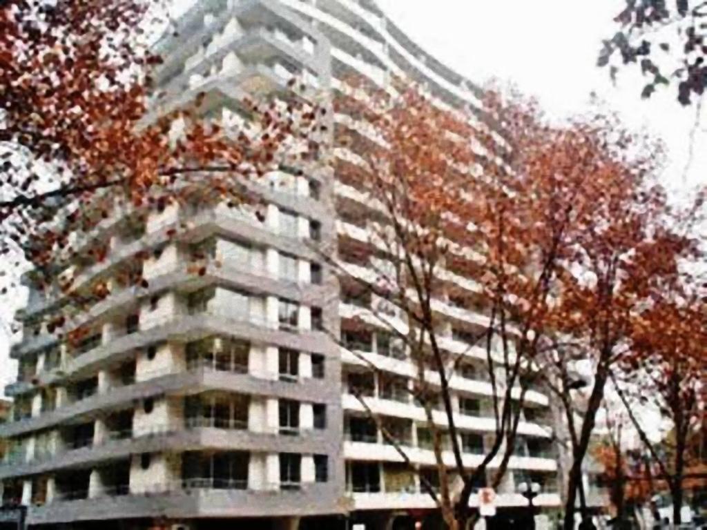 德帕塔门托斯哥斯达努埃瓦里昂酒店 圣地亚哥 外观 照片